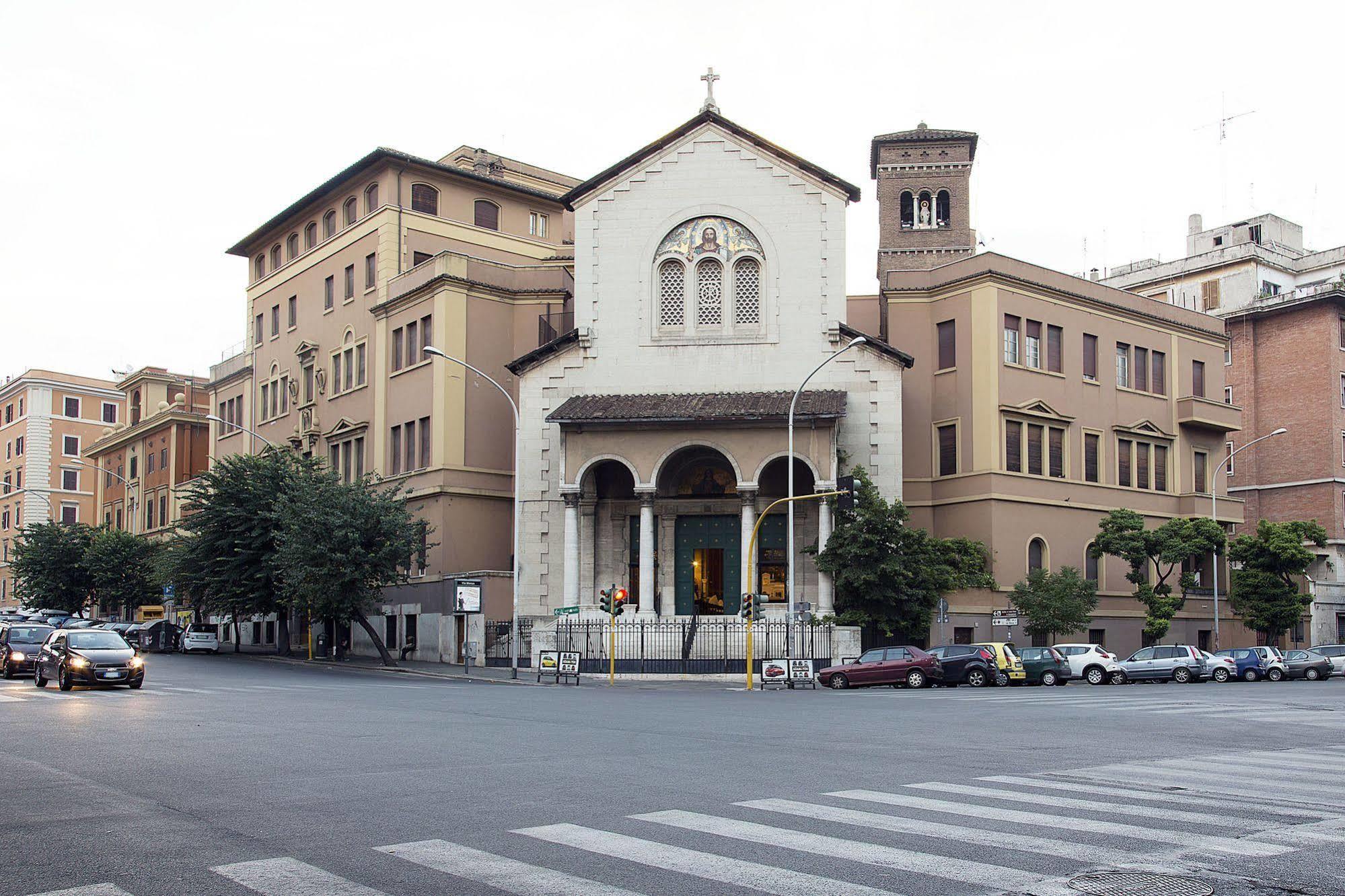 Bells Of Rome Hotel Buitenkant foto